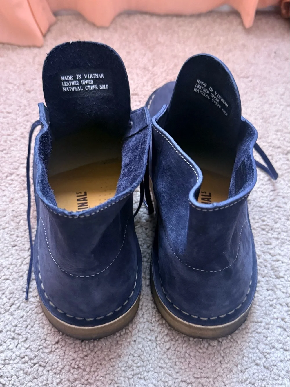 Clarks Men's Navy Leather Chukka Boots